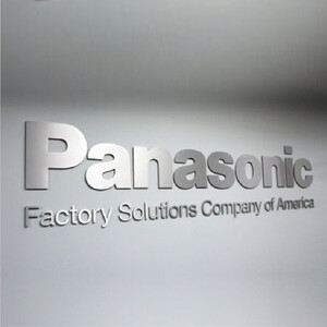 حروف استيل بارزة فضي